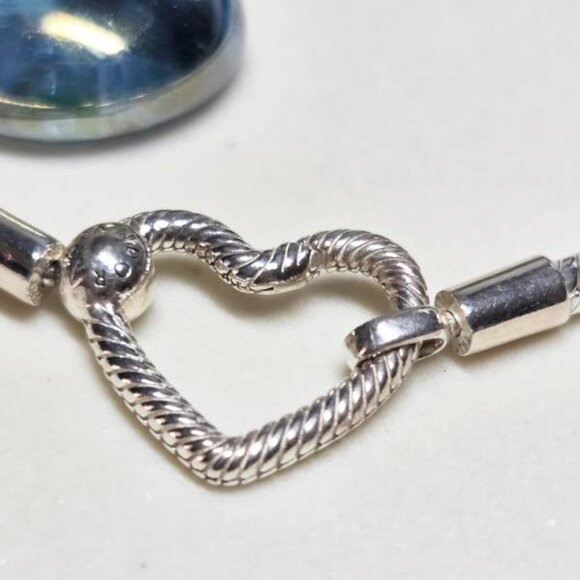 Pandora Heart Clasp Charm Bracelet Moments Snake Chain Bracelet Sterling Silver - Picture 3 of 5